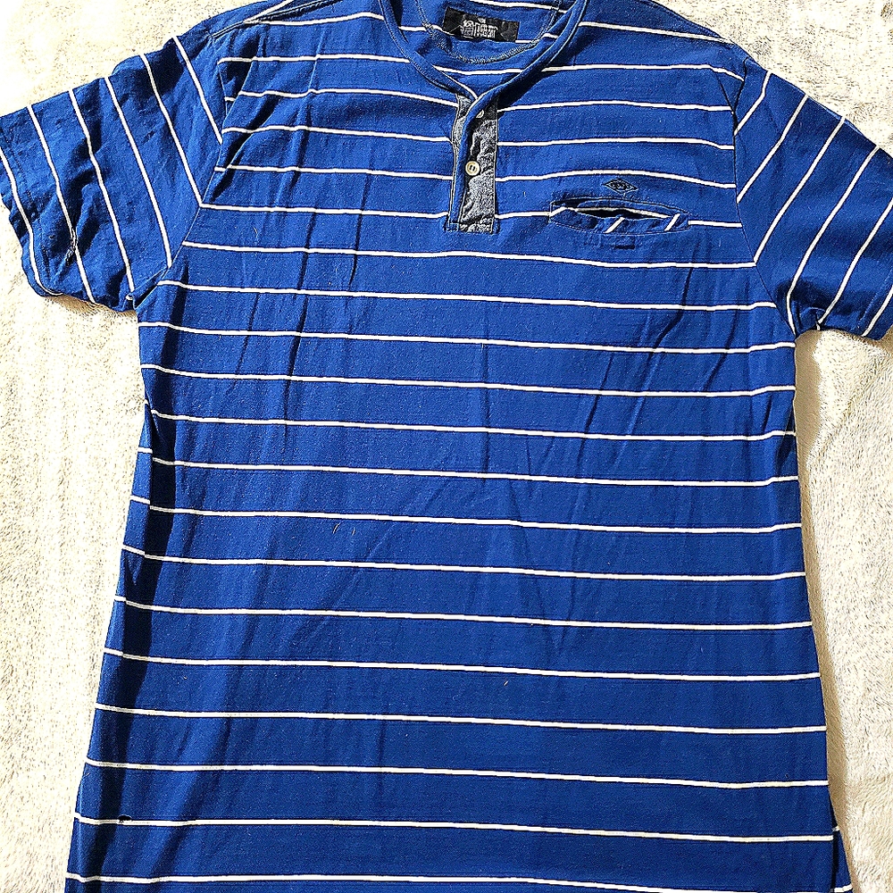 10 Deep Tee